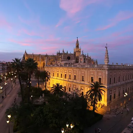 Puerta Del Leon Séville